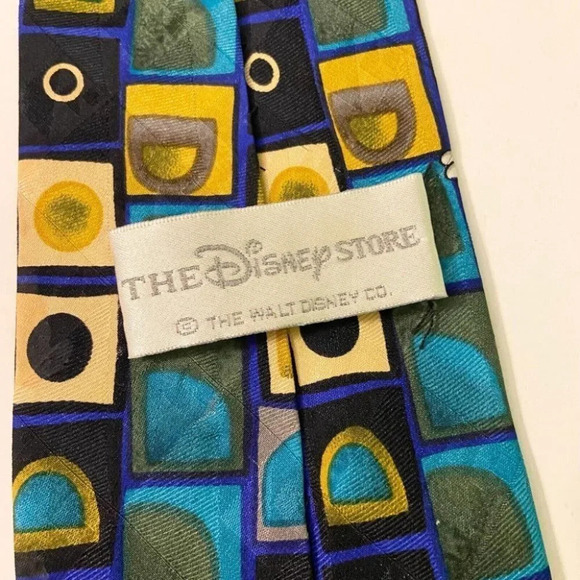 Vintage Disney Store Silk Tie Mickey Mouse Donald  Duck Goofy Made In Korea - Picture 4 of 10